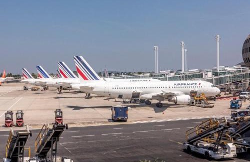 Fosses Wohnung | Apart Fosses 10 min to PAsterix Airport PARIS 30 min