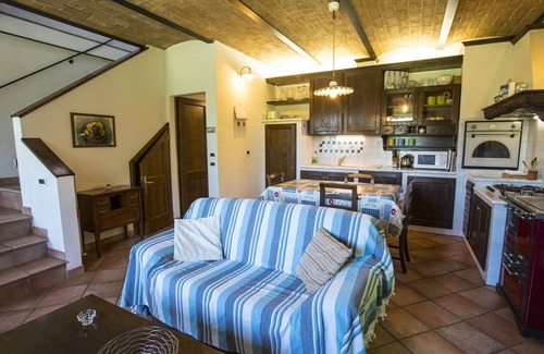 Monteriggioni Haus | APART. VON CHARME, KLIMAANLAGE, EINGEZÄUNTEM POOL IM HERZEN VON CHIANTI-FLORENZ
