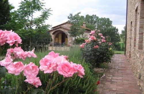 Monteriggioni Haus | APART. VON CHARME, KLIMAANLAGE, EINGEZÄUNTEM POOL IM HERZEN VON CHIANTI-FLORENZ
