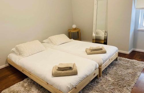 Carnide Wohnung | Apart T3 com piscina tenis ginasio e parq infant