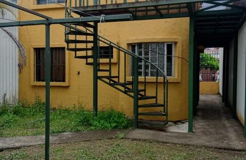 Catedral Wohnung | APART YENNY, MUSOC, TRACOPA bus, cerca Clinica Biblica y Carit