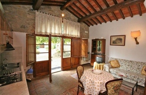 Il Borgo Wohnung | Wohnung in Cortona mit Pool, WLAN, Alexa, Klima und viel Ruhe