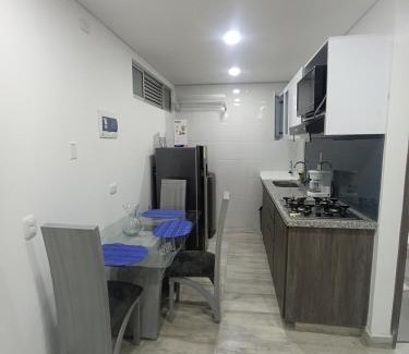 Bogota Wohnung | Apartamento amoblado, Edificio Avanzzare T2-203