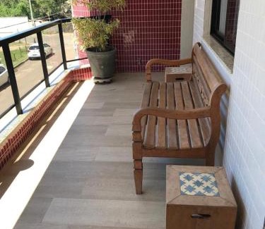 Enseada Azul Wohnung | Apartamento com área externa na Bacutia - uma quadra do mar