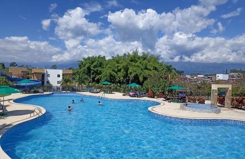 La Tebaida Wohnung | Apartamento Eje Cafetero - hermosa vista a piscinas