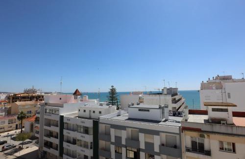 Armacao de Pera Wohnung | Apartamento Mar Ali - 200m from the beach - FREE WIFI - BY BEDZY
