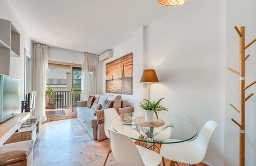 Nikki Beach Wohnung | Apartamento Romana Playa mit Terrasse, Gemeinschaftspool, A/C und WLAN