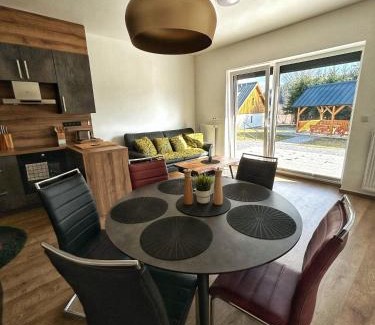 Kasperske Hory Wohnung | Apartmán A3 Kašperky Slunný moderní apartmán na horách