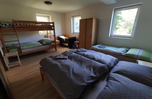 Hulin Wohnung | Apartmán Hulín, Chrášťany - bílý