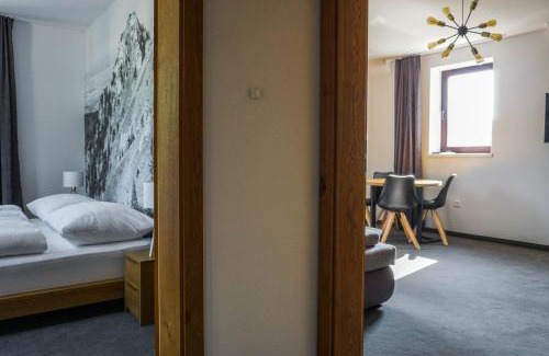 Valca Hotel | Apartmány Humno