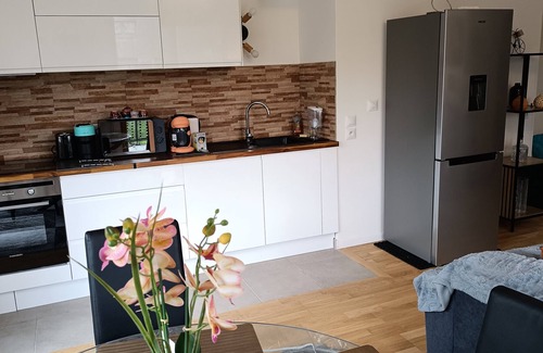 Saint-Remy-les-Chevreuse Wohnung | Ferienwohnung 'Chez Sibylle Chevreuse Saclay' mit Balkon, Wi-Fi und Klimaanlage