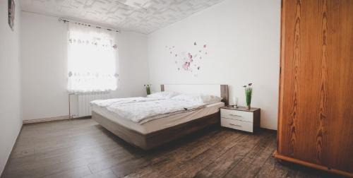 Dolenja Trebusa Wohnung | Apartma Trebušca