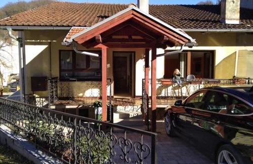 Krapinske Toplice Wohnung | Apartman Gašparić - središte do bolnice