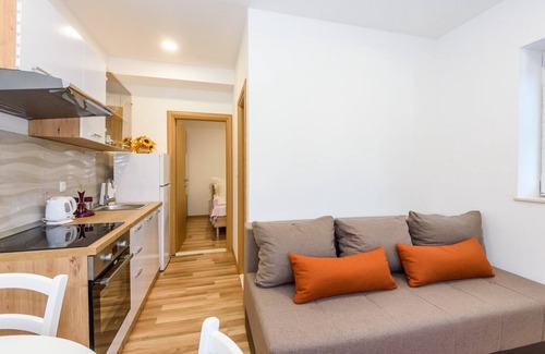 Ploce Wohnung | Apartment Đego in der Nähe von Ploce, Flussufer, Parkplatz