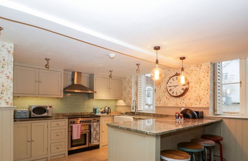 Saint Owens Cross Wohnung | APARTMENT 1 - PENGETHLEY MANOR, pet friendly, with pool in Peterstow