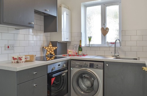 Poole Hütte | Apartment 2 - UK42623