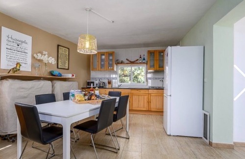 Almunecar Wohnung | Apartment 4 personen, nur 15 minuten vom meer entfernt.