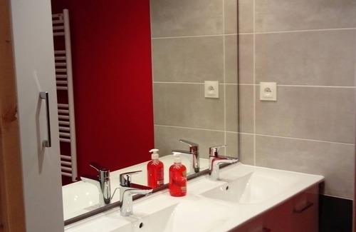Mijoux Wohnung | FLAT 6/8 PERSONEN auf lelex Station (Jura)