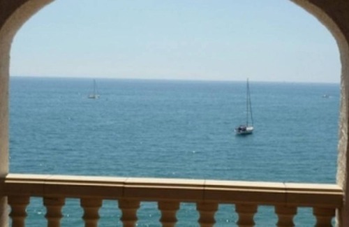 Vallpineda Wohnung | APARTMENT ABOVE THE MEDITERRANEAN SEA SITGES
