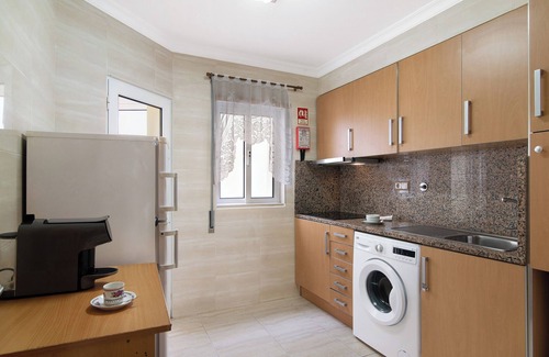Vila Real Santo Antonio Wohnung | Ferienwohnung "Beija Flor" mit Privatem Balkon, WLAN und Klimaanlage