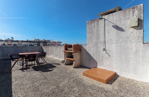 Viana do Castelo Wohnung | Ferienwohnung 'Bosque Marítimo' mit Bergblick, privater Terrasse und WLAN