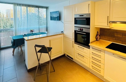 Chenevier-Demenitroux Wohnung | Apartment Créteil, 20 minutes from Paris by metro 8