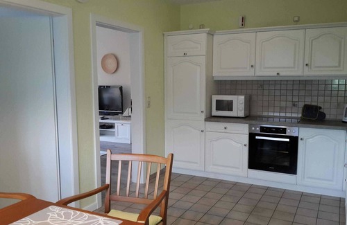 Bad Zwischenahn Wohnung | Ferienwohnung 'Fewo Meer Und Moor' mit privater Terrasse, privatem Garten und WLAN