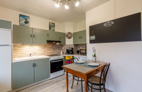Collonges-sous-Saleve Wohnung | Ferienwohnung 'Le Grand Salève' mit Balkon und WLAN