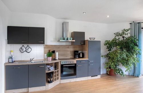 Habichtswald Wohnung | Ferienwohnung 'Glücksmomente' mit Balkon und WLAN