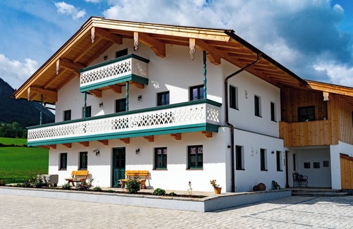 Ruhpolding Wohnung | Ferienwohnung Herzblatt 65 qm, 2 Schlafz., Wohnzimmer mit Küche, 4 Pers, WLAN
