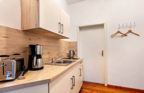 Templin Wohnung | Ferienwohnung 'Kleine Fewo Im Herzen Templins' mit gemeinsamer Terrasse, Garten und Wi-Fi