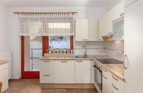 Ratece Wohnung | Apartment Pr' Kavač by Interhome
