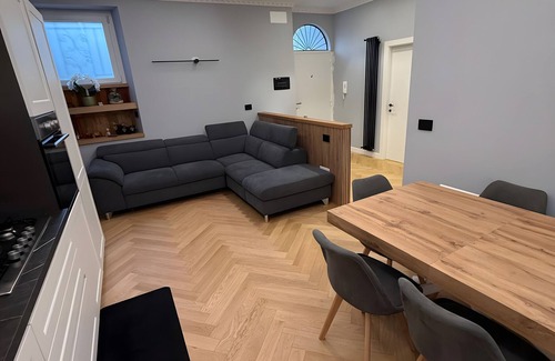 Setteville Wohnung | Apartment 'Relax House' with Private Garden, Wi-Fi and Air Conditioning