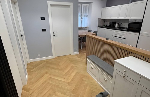 Setteville Wohnung | Apartment 'Relax House' with Private Garden, Wi-Fi and Air Conditioning