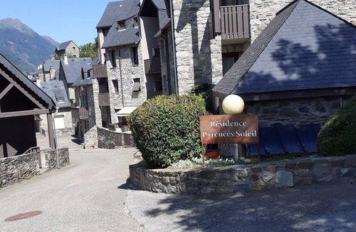 Esquieze-Sere Wohnung | Apartment rental in esquieze-seres hautes pyrénnées