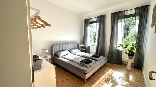 Linn Wohnung | Apartment Savanna im historischen Stadtkern Linn in Krefeld, nähe Düsseldorf Messe, Airport, Parkmöglichkeiten direkt vor dem Haus