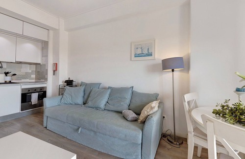 Estoril Wohnung | Ferienwohnung 'Meerblick Estoril' mit Meerblick, WLAN und Klimaanlage