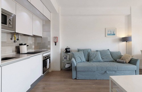 Estoril Wohnung | Ferienwohnung 'Meerblick Estoril' mit Meerblick, WLAN und Klimaanlage
