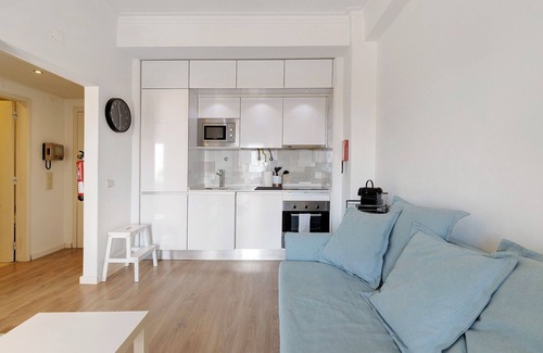 Estoril Wohnung | Ferienwohnung 'Meerblick Estoril' mit Meerblick, WLAN und Klimaanlage