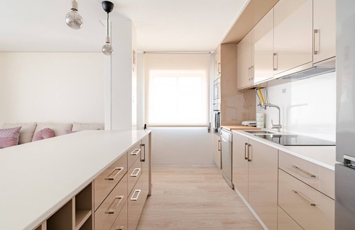 Darque Wohnung | Apartment 'Surf and Chill House' mit Bergblick, WLAN und Klimaanlage