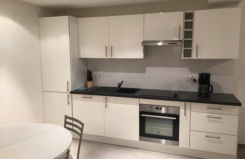 Annemasse Wohnung | Ferienwohnung 'T2' mit Wi-Fi