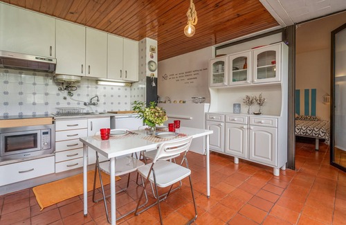 Montes de Alvor Wohnung | Ferienwohnung 'The Triple House' mit Gemeinschaftspool, privater Terrasse und Wi-Fi