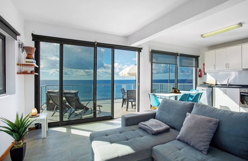 Jardim do Mar Wohnung | Ferienwohnung 'The Wave House - Two Bedroom' mit Meerblick, Wi-Fi und Klimaanlage