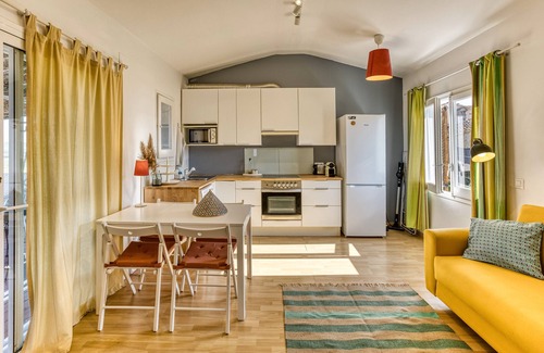 Bellcaire d'Emporda Wohnung | Apartment with Views in Bellcaire