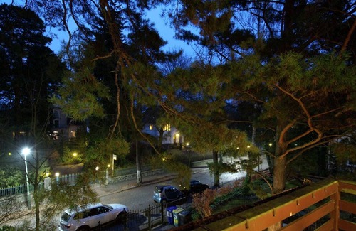 Wannsee Wohnung | Luxuriöse Ferienwohnung mit Garten in Wannsee, Deutschland