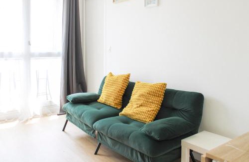 L'Ile-Saint-Denis Wohnung | Apartment with balcony & view
