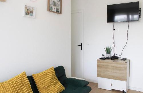 L'Ile-Saint-Denis Wohnung | Apartment with balcony & view