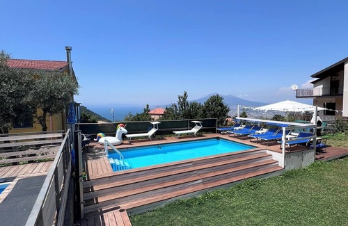 Piazza-Tralia-Pendolo Wohnung | Ferienwohnung mit atemberaubendem Ausblick auf den "Golfo di Napoli"