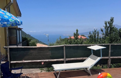 Piazza-Tralia-Pendolo Wohnung | Ferienwohnung mit atemberaubendem Ausblick auf den "Golfo di Napoli"