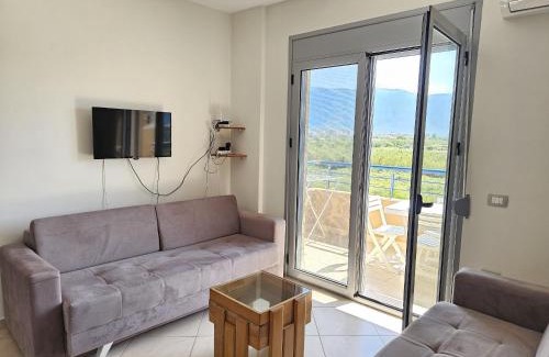 Orikum Wohnung | Apartment With Pool View In Rradhime